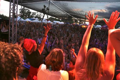 C.C. White - Soul Kirtan! (Bhakti Fest 9) (Photo by Elana Kundell